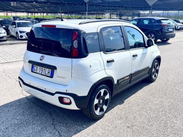 FIAT Panda 1.0 FireFly S&S Hybrid Pandina / Cross - Foto 3