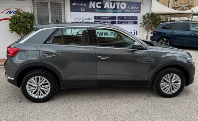 VOLKSWAGEN T-Roc 2.0 TDI SCR 150 CV DSG Business BlueMotion Technol rif. 23923376 - Foto 4