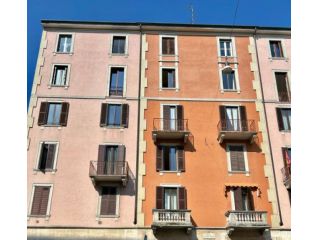 Appartamento di 48 m² con 2 locali in affitto a Milano [rif. Affitto via Be …
