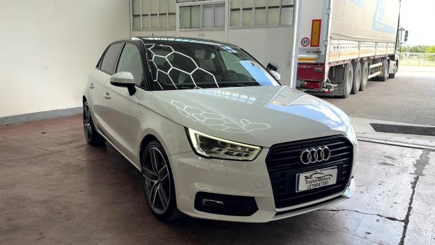 Audi A1 1.6 TDI 116 CV S tronic S-Line - Foto 3