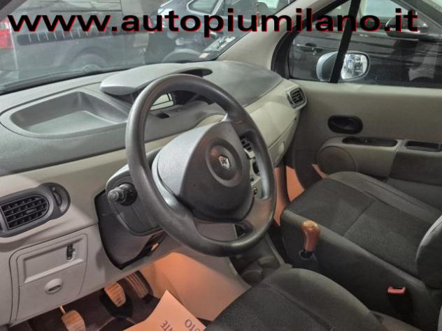 RENAULT Modus 1.2 16V Confort Authentique rif. 23753239 - Foto 5
