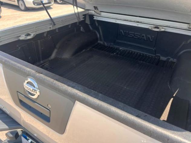 NISSAN Navara 2.5 dCi 4 porte Double Cab LE rif. 23883522 - Foto 10