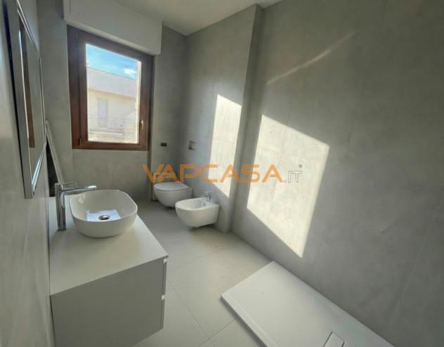 Esclusivo Attico Moderno con Terrazza Panoramica a Livello - Foto 9