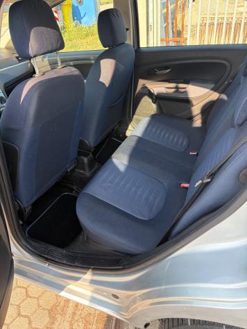 Fiat Grande Punto 1.4 5 porte Active Natural Power - Foto 6
