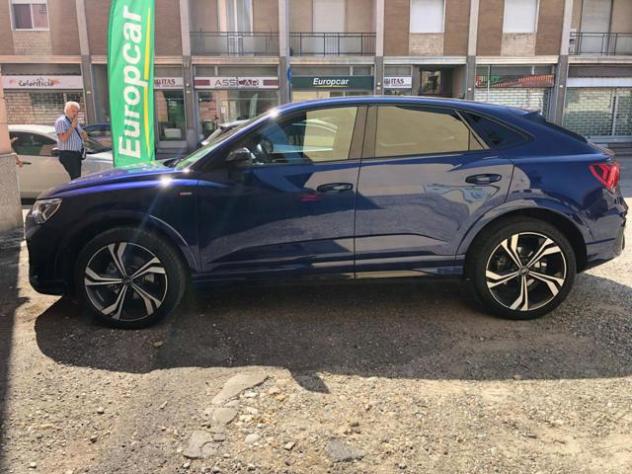 AUDI Q3 SPB 35 TDI S tronic S line edition rif. 22670479 - Foto 4
