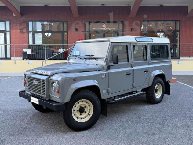 LAND ROVER Defender Classic Defender Works V8 Islay edition rif. 23084562