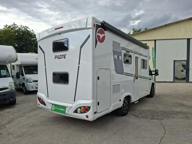 CAMPER PILOTE DUCATO SEMINTEGRALE 7 POSTI DOPPIA DINETTE LETTI CASTELLO CLIMATIZZATORE BASCULANTE FOTOVOLTAICO CAMPEGGIO USATI GENERALI 1675 - Foto 4