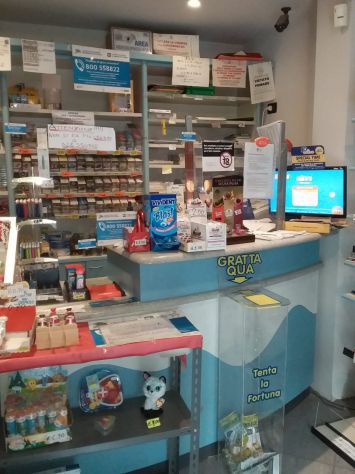 cedesi avviata attività tabaccheria con bar - Foto 6