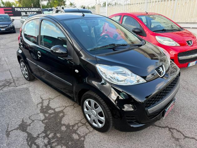 Peugeot 107 1.0 68CV 5p. Desir - Foto 3