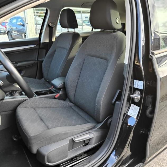 VOLKSWAGEN Golf 2.0 TDI 115 CV SCR Life rif. 23203202 - Foto 6