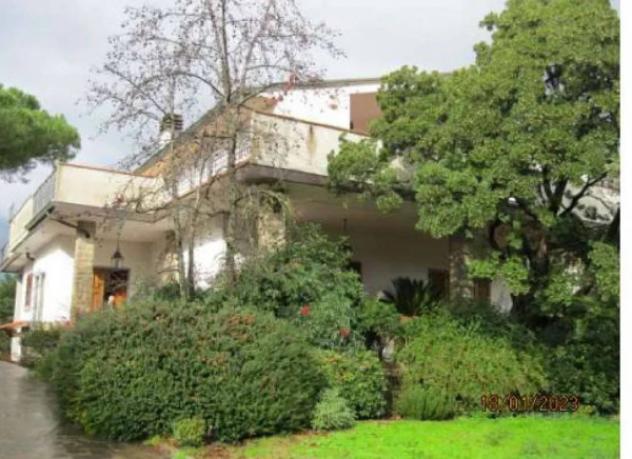 Immobile in asta di 266 m² con più di 5 locali e box auto in vendita a Campi Bisenzio - Foto 8