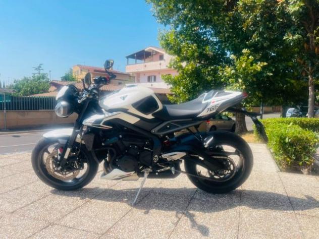 TRIUMPH Street Triple RS 765 TUTTO INCLUSO ANCHE PASSAGGIO! MINI RATE rif. 23995609 - Foto 3