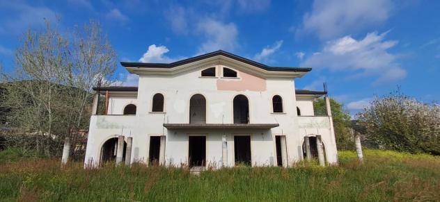 Villa in vendita a Montignoso 360 mq Rif: 1334166