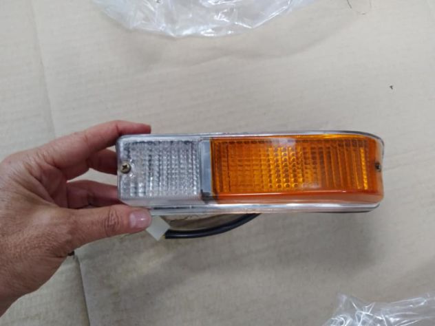 FANALINO ANTERIORE SINISTRO ALFA ROMEO ALFETTA 2000 GT CARELLO