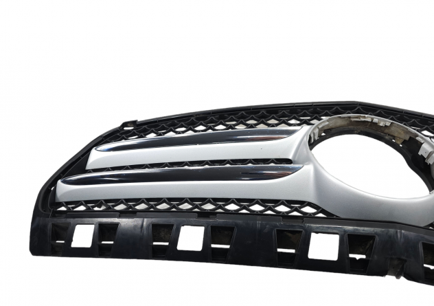 MASCHERINA ANTERIORE MERCEDES Classe A Serie (W176) A1768880260 (1218) - Foto 9