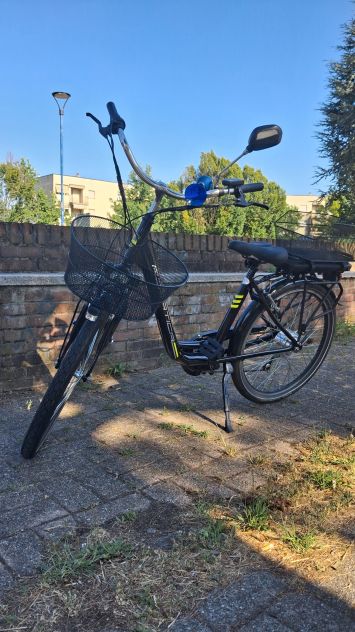 Bicicletta elettrica usata pochissimo