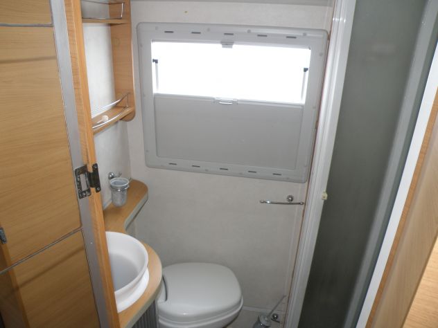 CAMPER MANSARDATO MOBILVETTA IDEALE PER FAMIGLIE - Foto 6