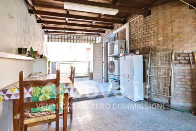 Casa indipendente di 270 m² con più di 5 locali e box auto in vendita a Ferrara - Foto 14
