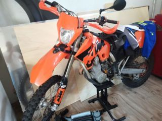 KTM 525