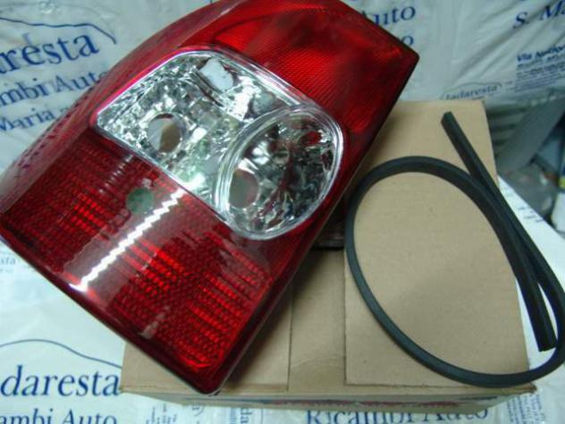 Fanale Posteriore Fiat Strada Pickup 2005-2012 46816393 46816394
