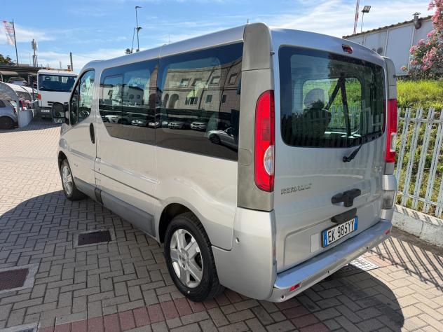Renault Trafic T27 2.5 dCi/150 PC-TN Passenger Comfort DPF QS - Foto 4