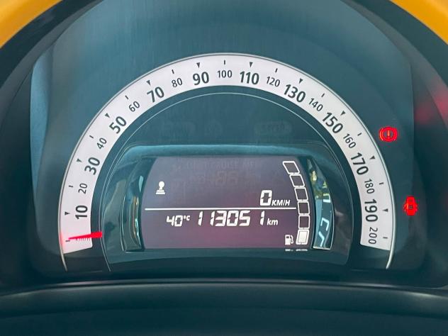 RENAULT TWINGO 1.0 INTENS 65cv - Foto 9