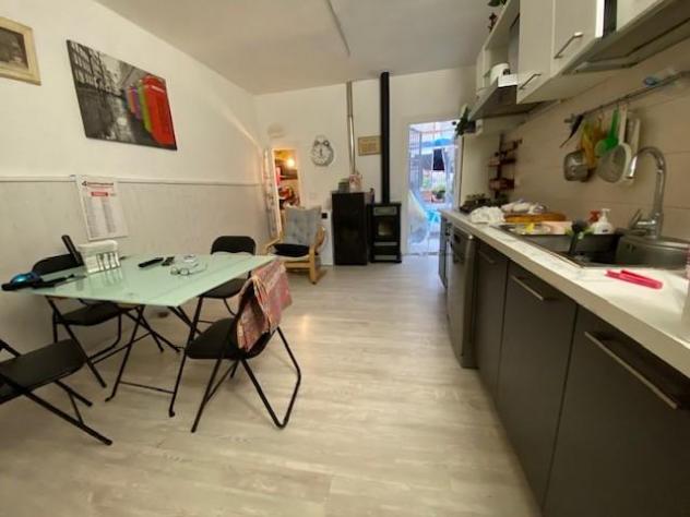 Appartamento in vendita a Cascina 90 mq Rif: 1355189