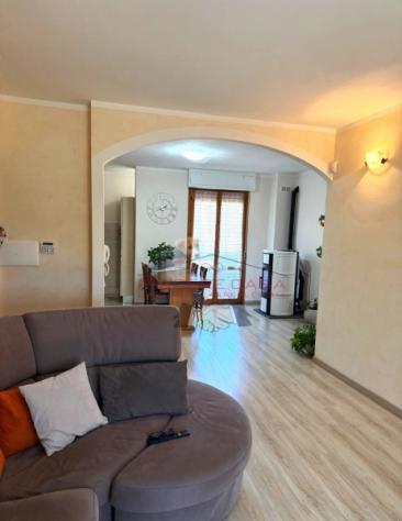 Porano - Vendesi appartamento ristrutturato con area esterna privata - Foto 2