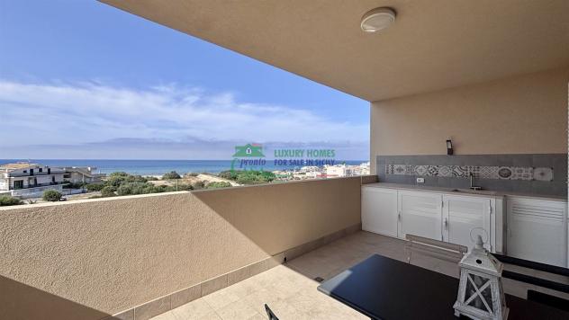 Rif. 2467 - Appartamento a Marina di Ragusa vista mare e posto auto