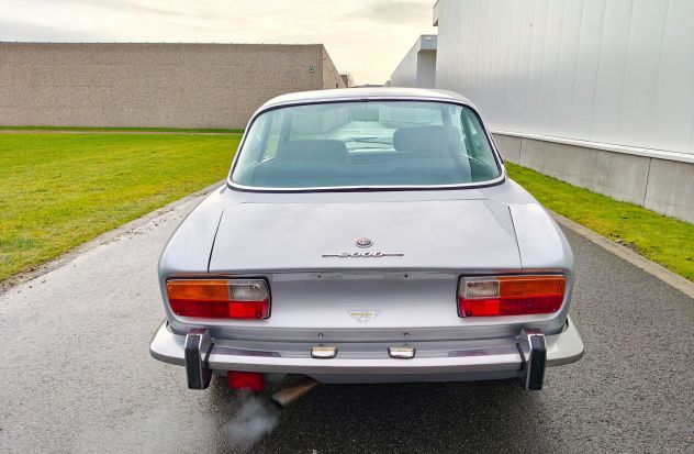 Alfa Romeo Giulia GT 2000 Veloce - 1973 - Foto 2