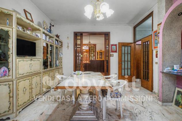 Casa indipendente di 200 m² con più di 5 locali in vendita a Leporano - Foto 3