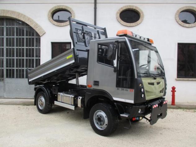BUCHER BSI BU 200 75 Ql. ribaltabile 4x4 patente B rif. 22918563 - Foto 2