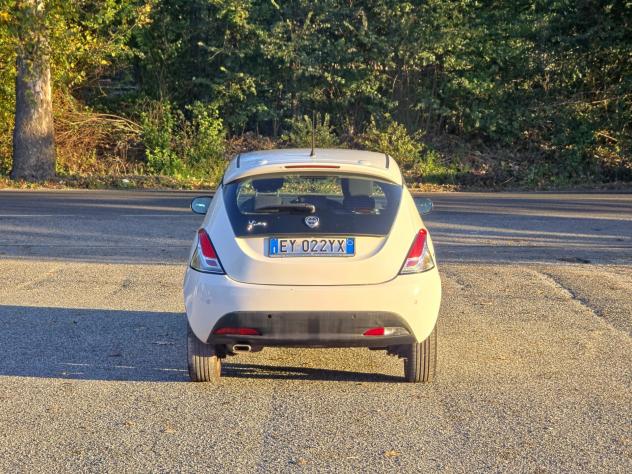 Lancia Ypsilon 1.3 MJT 16V 95 CV 5 porte S&S Elle E5B Manuale NEO 2015 - Foto 5