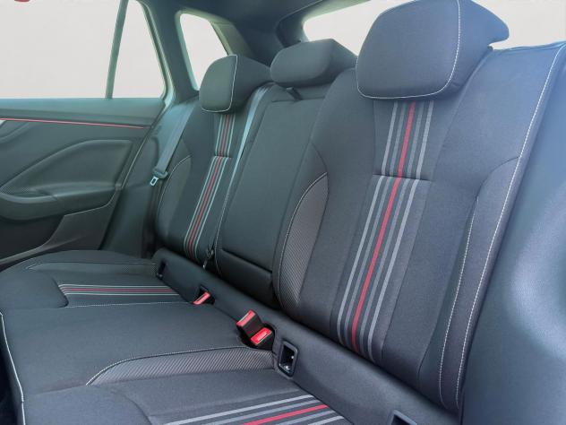 Škoda Kamiq 1.0 TSI Monte Carlo 85kW - Foto 9