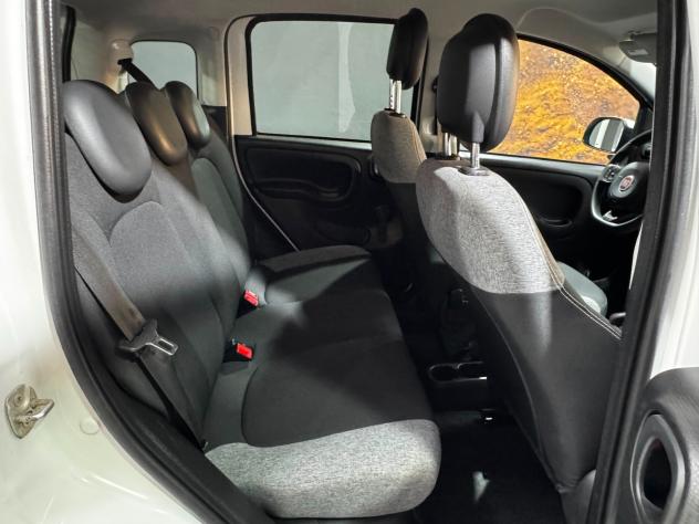 Fiat Panda 1.0 FireFly S&S Hybrid City Life - Foto 9