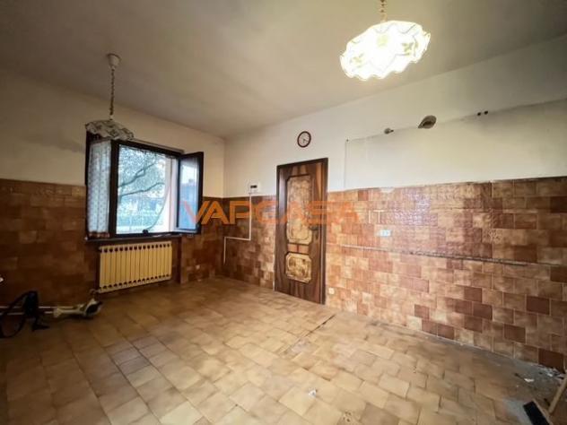 Casa indipendente con ampi spazi e giardino – Zona residenziale di Lurano - Foto 4