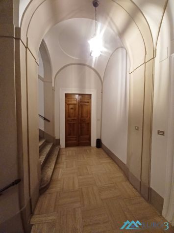 ASCOLI PICENO-Centro storico-Appartamento mq 210 affrescato + ufficio - Foto 3