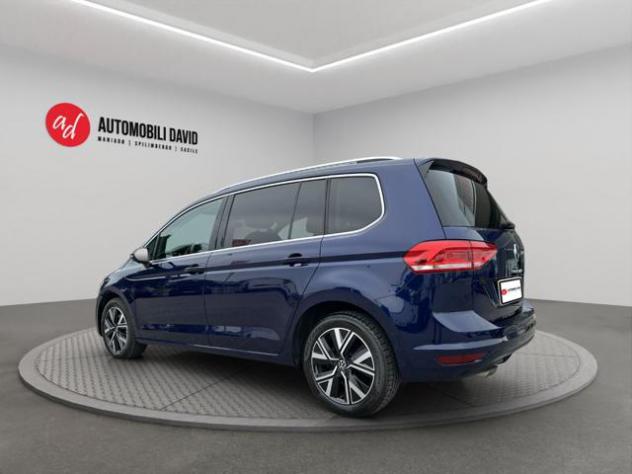 VOLKSWAGEN Touran 2.0 TDI 150 CV SCR DSG Executive BlueMotion Tech. rif. 23787154 - Foto 3