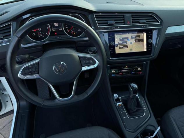 VOLKSWAGEN Tiguan 2.0 TDI 150 CV DSG Elegance TETTO*LED!! rif. 23891213 - Foto 9