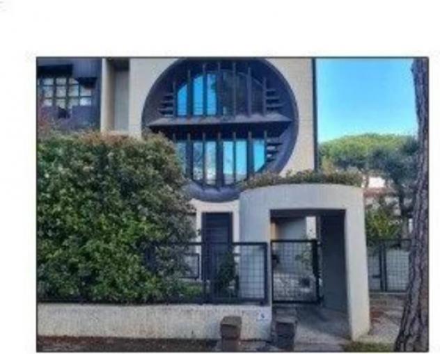 Immobile in asta di 188 m², box auto in vendita a Forlì - Foto 2