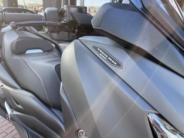 Yamaha X-Max 400 Iron Max pochi km - Foto 8