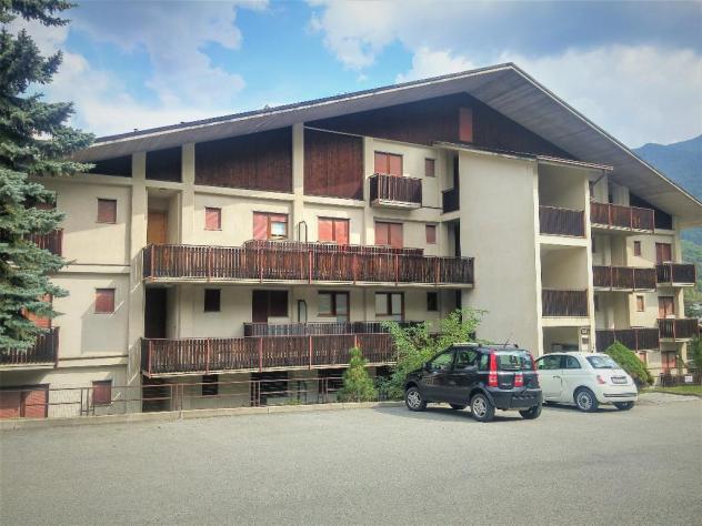 AMPIO BILOCALE IN OTTIMA POSIZIONE SOGGIORNO CON DIVANO LETTO, CAMERA DA LETTO MATRIMONIALE , BALCONE, BAGNO CON LAVATRICE E BOX AUTO - Foto 10