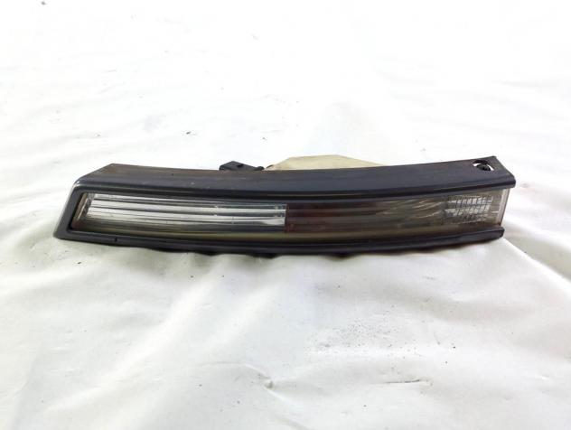 3C0953041E FRECCIA FANALINO INDICATORE DI DIREZIONE ANTERIORE SINISTRA VOLKSWAGEN PASSAT SW 2.0 D 103KW 6M 5P (2006) RICAMBIO USATO