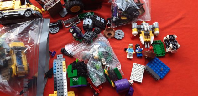 LEGO 8068,elicottero salvataggio, mai montato e molto altro, NON spedisco - Foto 6