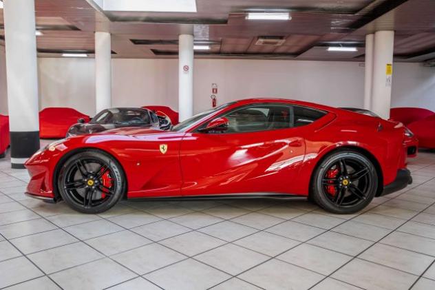 FERRARI 812 SUPERFAST|SPECIAL PAINT ROSSO 70 ANNI|LIFT|SBL|DIS rif. 24151687 - Foto 4