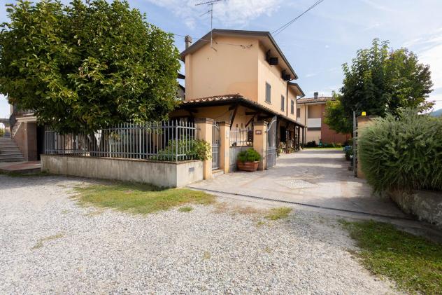 Casa singola in vendita a Guamo - Capannori 200 mq Rif: 1452109 - Foto 3