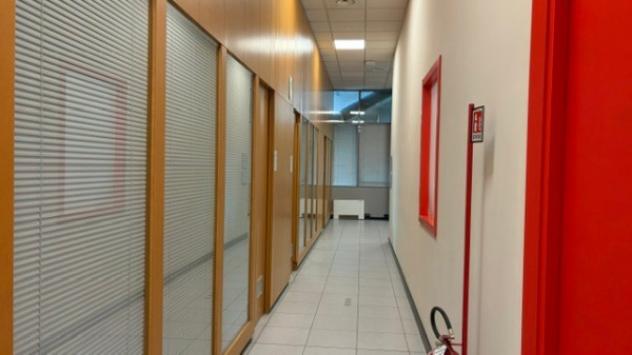 Immobile di 510 m² con più di 5 locali in affitto a Torino - Foto 3
