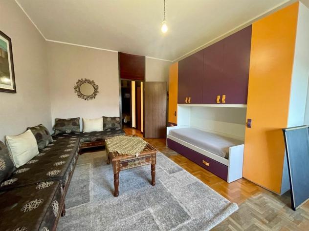 gll1000 - grande trilocale arredato, spese condominali e riscaldamento inclusi - Foto 12