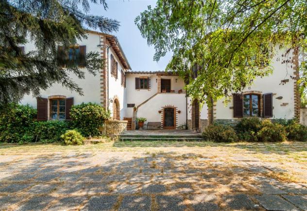 COLONICA di 21 vani e di 850 mq (MONTESPERTOLI) rif. M 700 - Foto 3