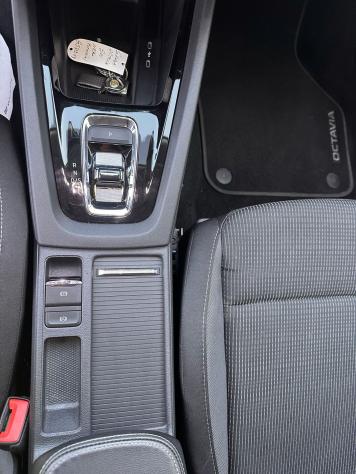 Skoda Octavia - Foto 10